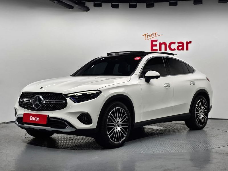 2026 Mercedes-Benz C-Class GLC300 4MATIC Avnatgarde Coupe photo 1