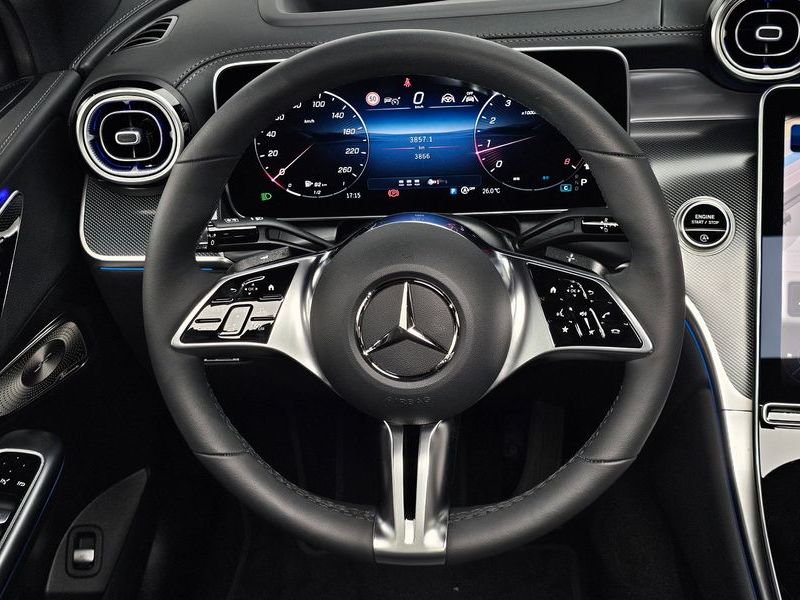 2026 Mercedes-Benz C-Class GLC300 4MATIC Avnatgarde Coupe photo 13