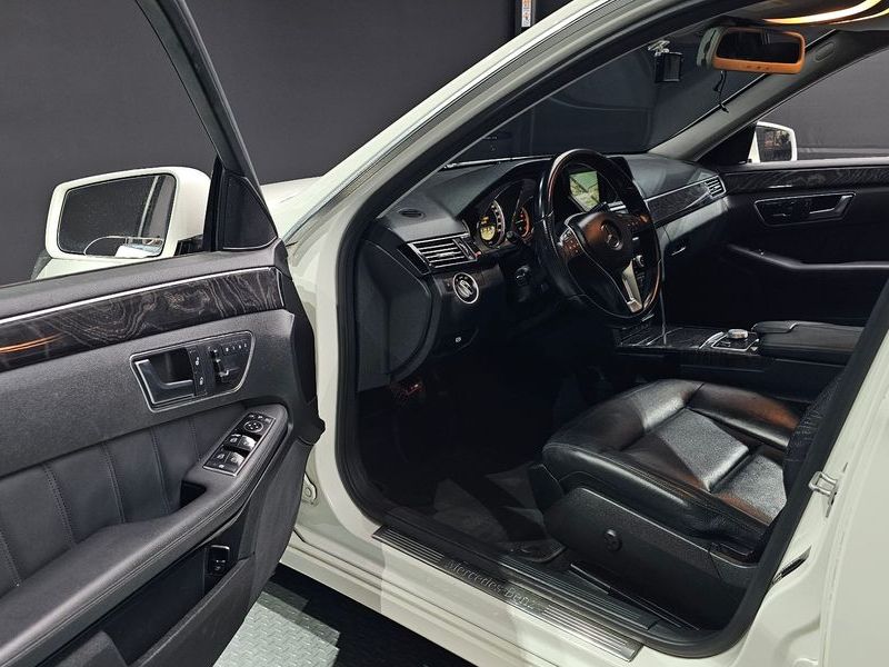 2012 Mercedes-Benz E-Class E220 CDI Avantgarde photo 10