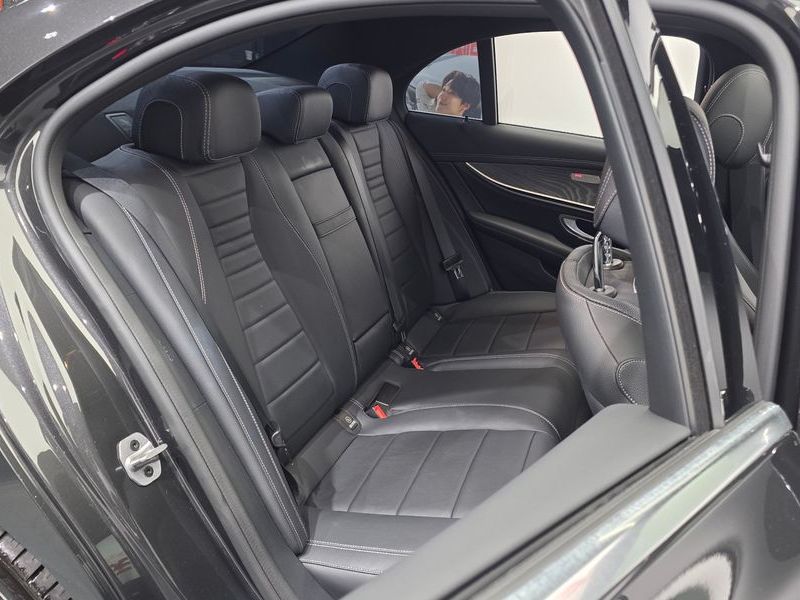 2022 Mercedes-Benz E-Class E350 4MATIC AMG Line photo 12