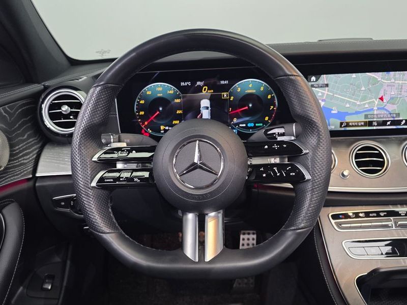 2022 Mercedes-Benz E-Class E350 4MATIC AMG Line photo 14
