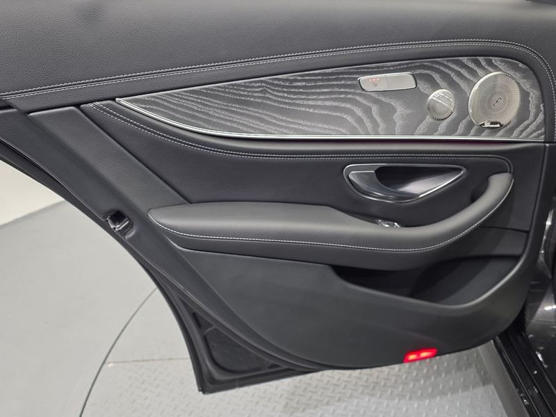 2022 Mercedes-Benz E-Class E350 4MATIC AMG Line photo 25