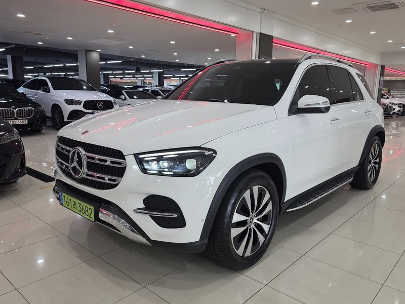 2026 Mercedes-Benz E-Class GLE450 4MATIC photo 1