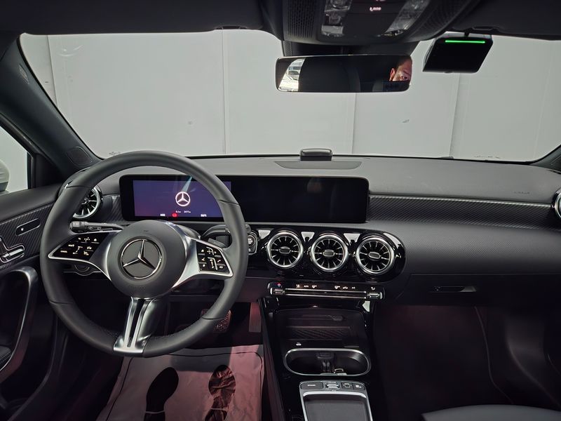 2026 Mercedes-Benz A-Class A220 Hatchback photo 7