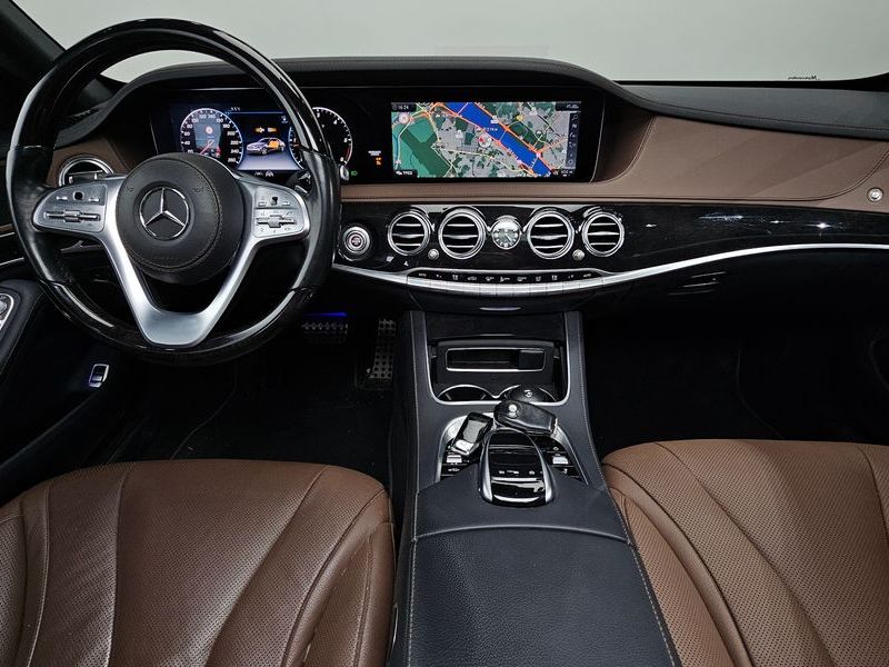 2020 Mercedes-Benz S-Class S350 d 4MATIC AMG Line photo 7