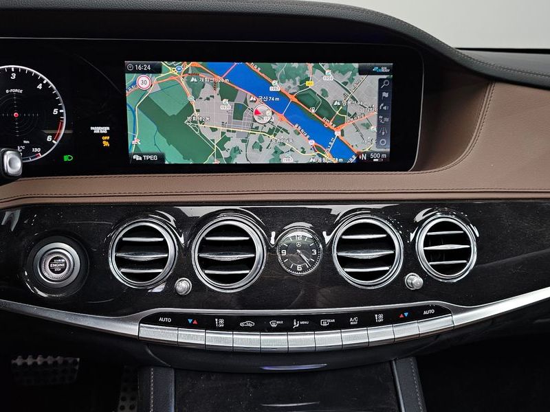 2020 Mercedes-Benz S-Class S350 d 4MATIC AMG Line photo 14