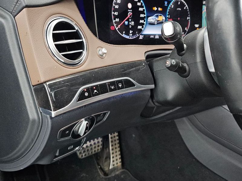 2020 Mercedes-Benz S-Class S350 d 4MATIC AMG Line photo 18