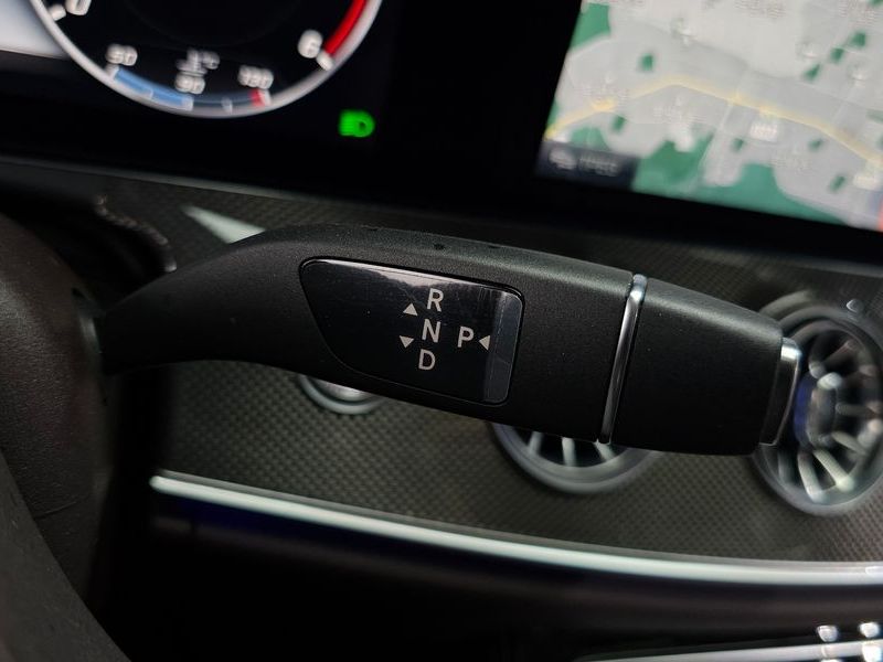 2020 Mercedes-Benz S-Class CLS300d AMG Line photo 9