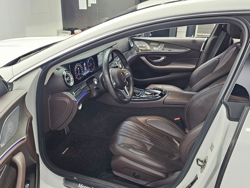 2020 Mercedes-Benz S-Class CLS300d AMG Line photo 10