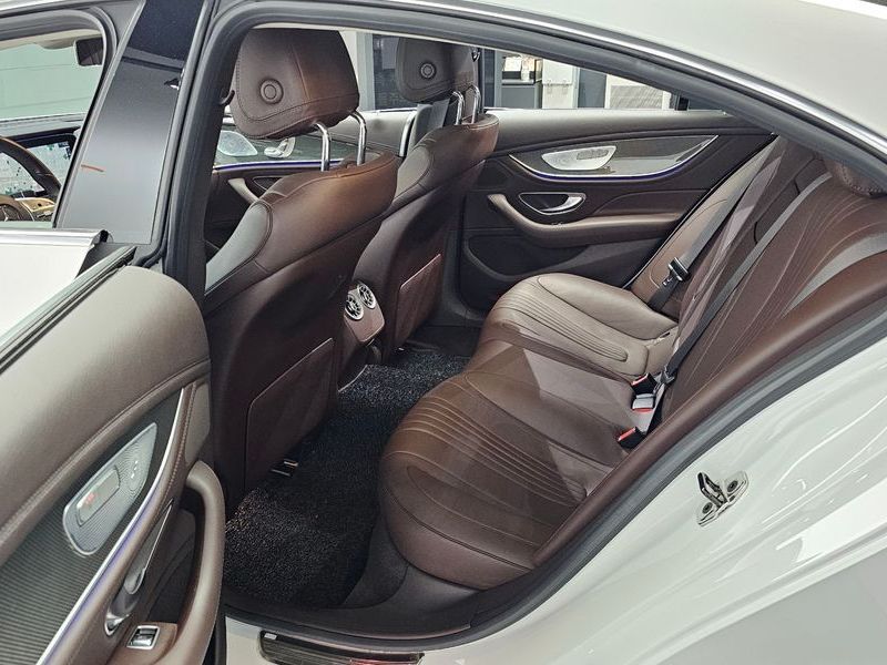 2020 Mercedes-Benz S-Class CLS300d AMG Line photo 26