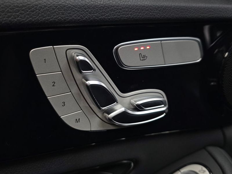 2020 Mercedes-Benz C-Class C200 photo 28