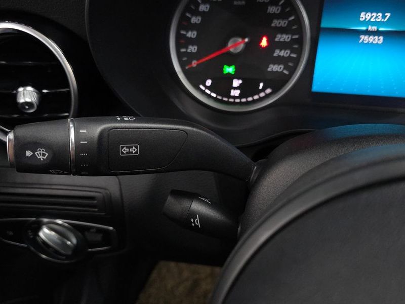 2020 Mercedes-Benz C-Class C200 photo 30