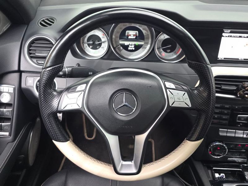 2013 Mercedes-Benz C-Class C200 CGI Avantgarde Style Package photo 13