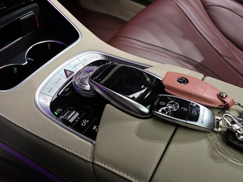 2020 Mercedes-Benz S-Class S63 AMG 4MATIC+ photo 9