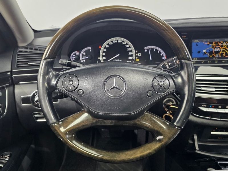 2012 Mercedes-Benz S-Class S350 BlueTEC photo 13