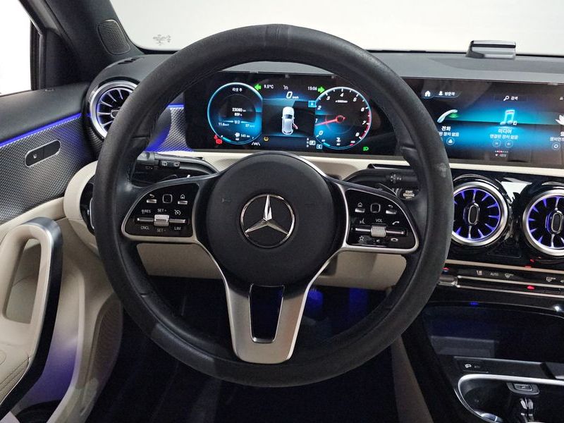 2022 Mercedes-Benz A-Class A220 Hatchback photo 13