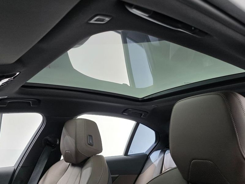 2024 BMW 5 Series 520i M Sport photo 20