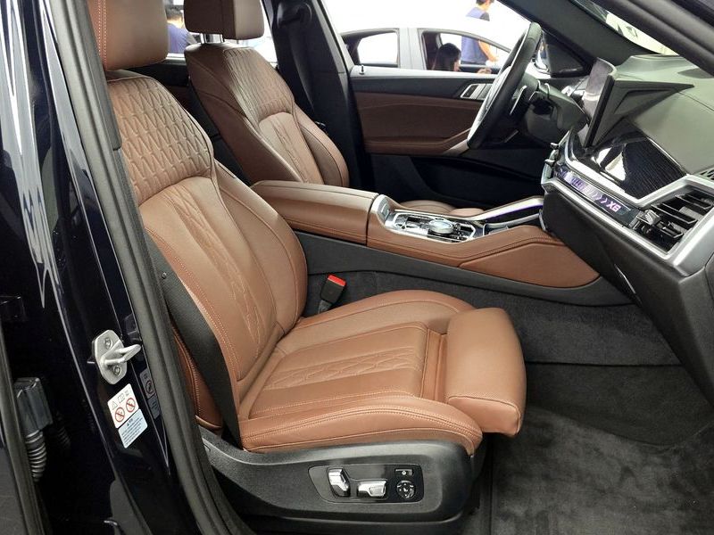 2024 BMW X6 xDrive40i M Sport photo 11