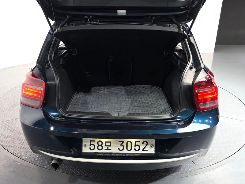 2013 BMW 1 Series 118d Urban Pack1 5Dr photo 20