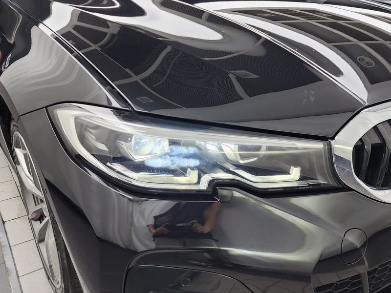 2022 BMW 3 Series 320d M Sport photo 22