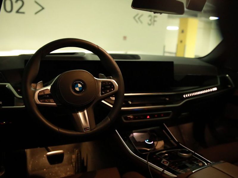 2026 BMW X5 xDrive 40d M Sport Online Exclusive Editon photo 8