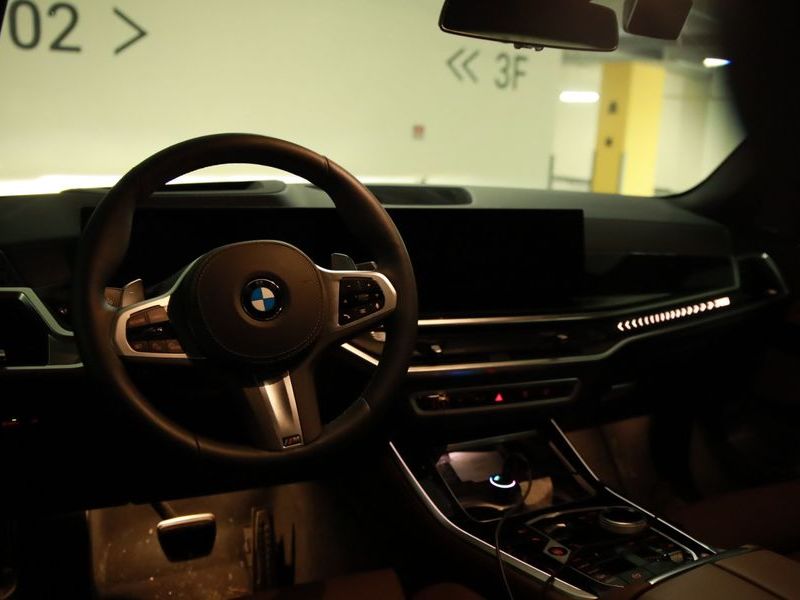 2026 BMW X5 xDrive 40d M Sport Online Exclusive Editon photo 10