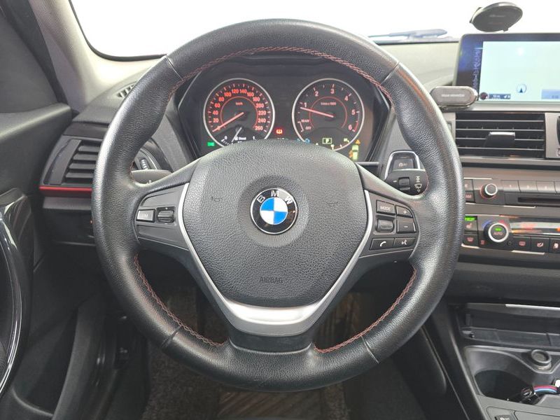 2013 BMW 1 Series 120d Sport Pack1 5Dr photo 14