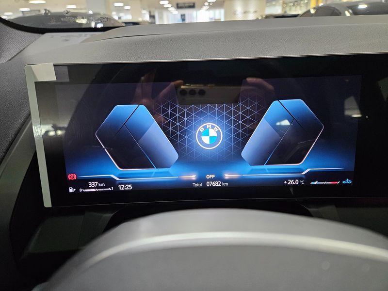 2026 BMW X3 xDrive 20 M Sport photo 8