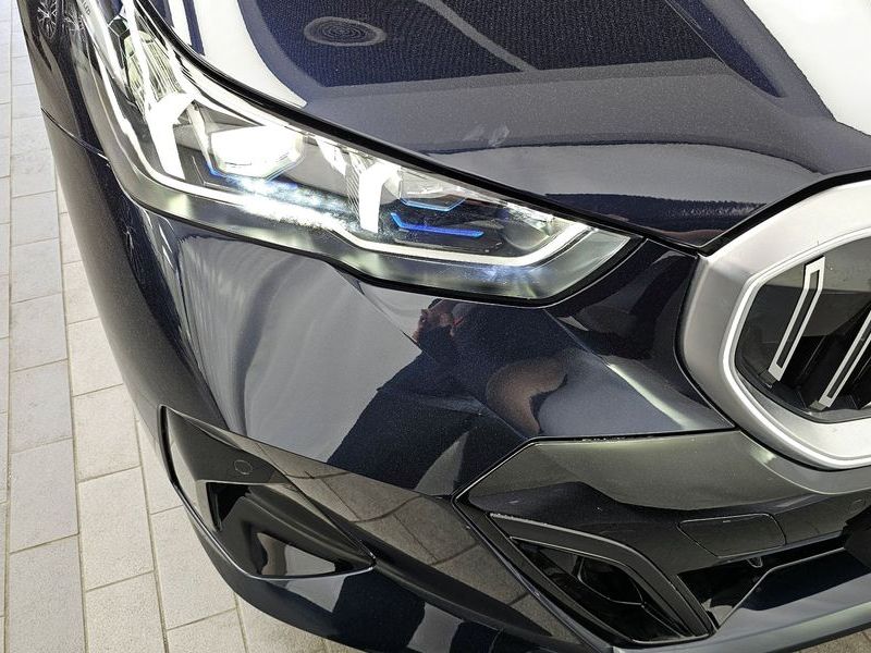2024 BMW 5 Series 530i xDrive M Sport photo 22