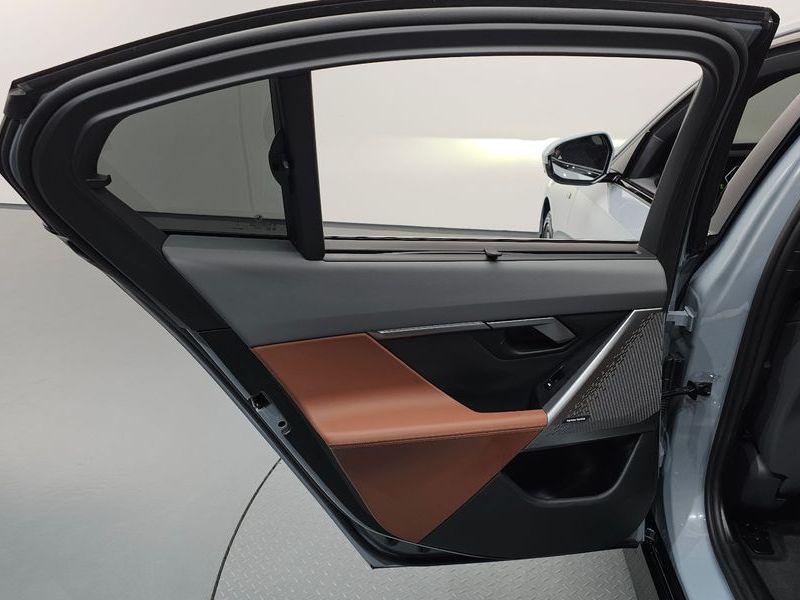 2024 BMW 5 Series 530i xDrive M Sport photo 25