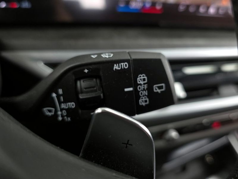 2024 BMW X5 xDrive 30d xLine photo 28