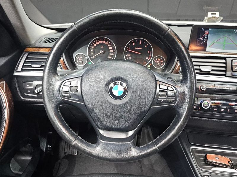 2013 BMW 3 Series 320d xDrive photo 13