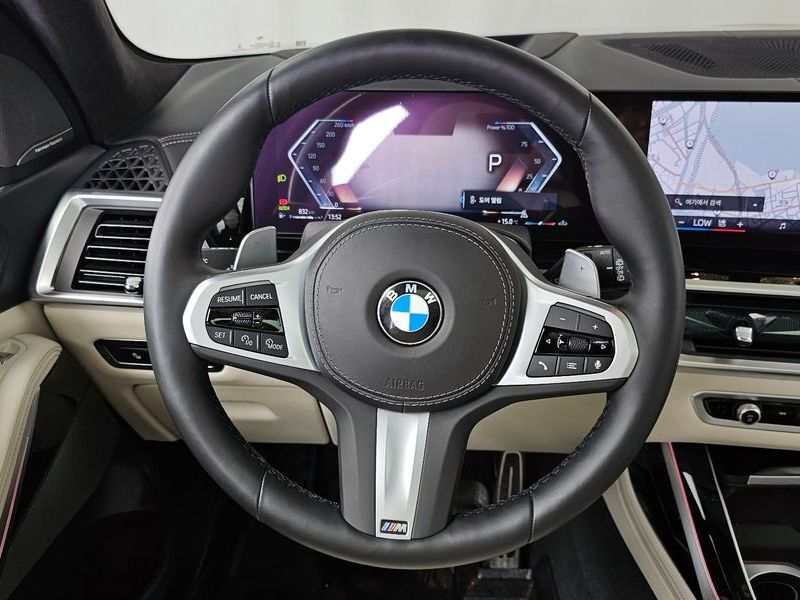 2024 BMW X7 xDrive 40d M Sport 7 STR photo 13