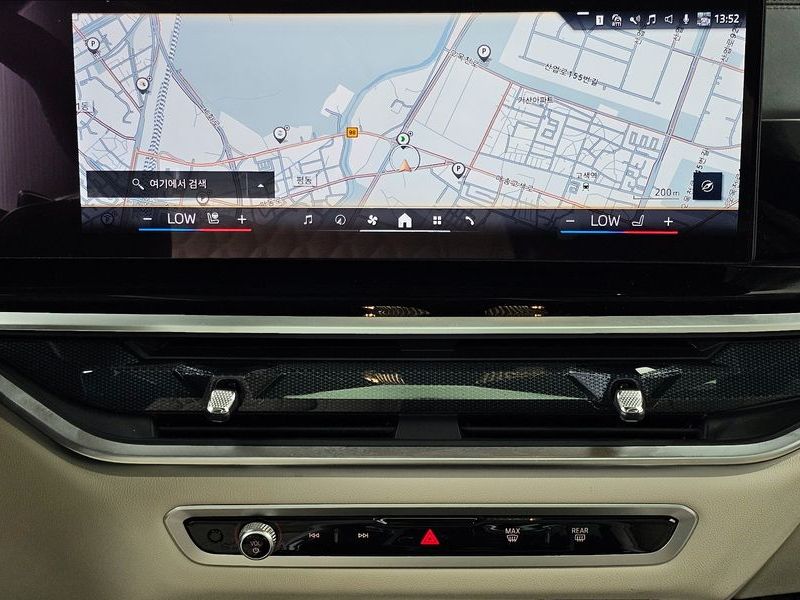 2024 BMW X7 xDrive 40d M Sport 7 STR photo 14