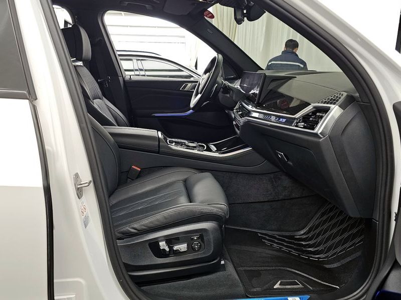 2024 BMW X5 xDrive 40i M Sport photo 12