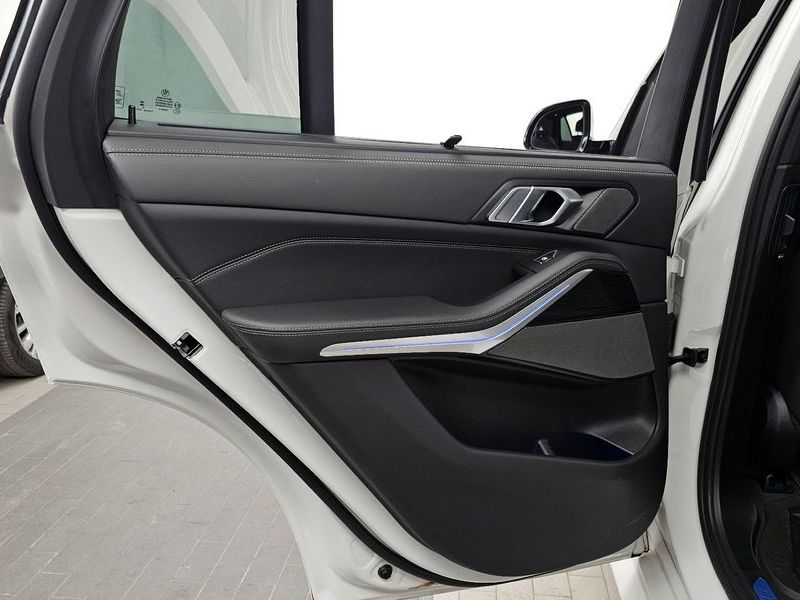 2024 BMW X5 xDrive 40i M Sport photo 25