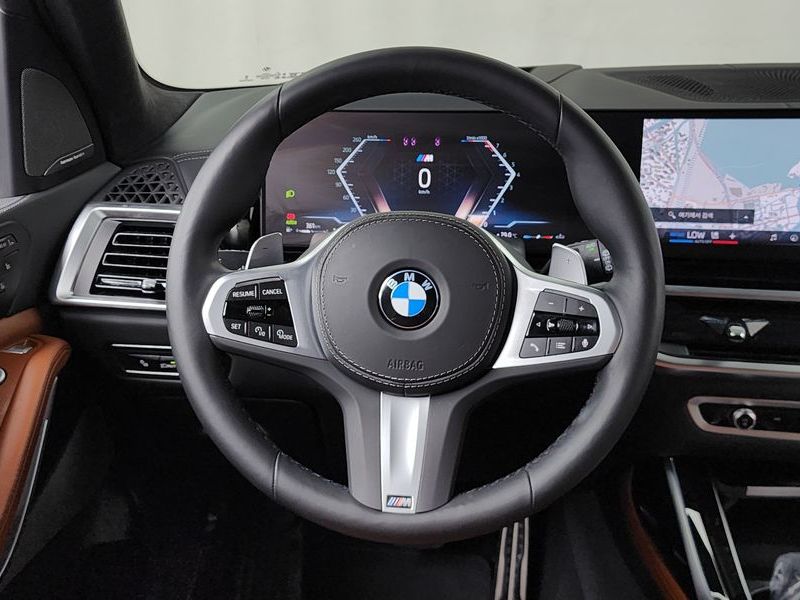 2024 BMW X7 xDrive 40i M Sport 7STR photo 13