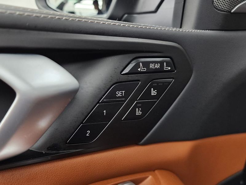 2024 BMW X7 xDrive 40i M Sport 7STR photo 27
