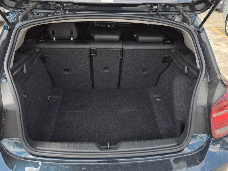 2014 BMW 1 Series 118d Urban Pack1 5Dr photo 7