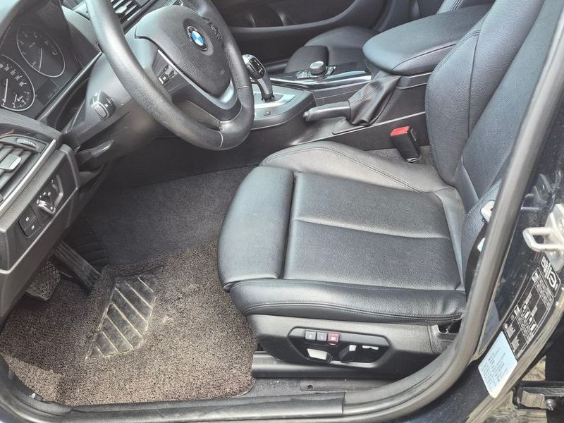 2014 BMW 1 Series 118d Urban Pack1 5Dr photo 13