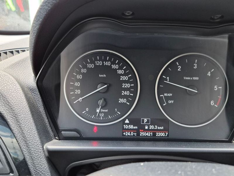 2014 BMW 1 Series 118d Urban Pack1 5Dr photo 16