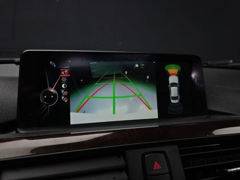 2014 BMW 3 Series 320d photo 14