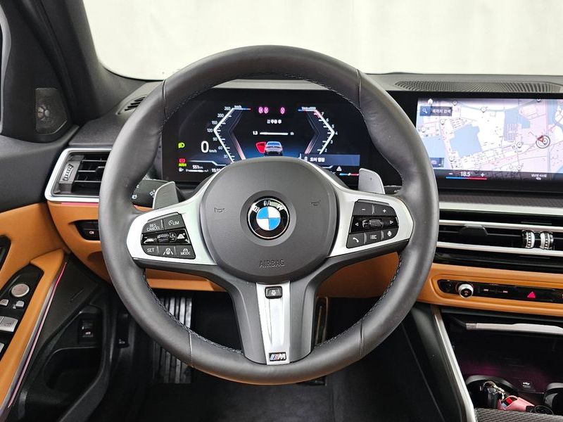 2024 BMW 3 Series 320i M Sport photo 13