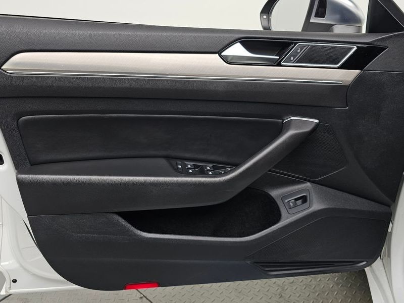 2019 Volkswagen Arteon 2.0 TDI Premium photo 24