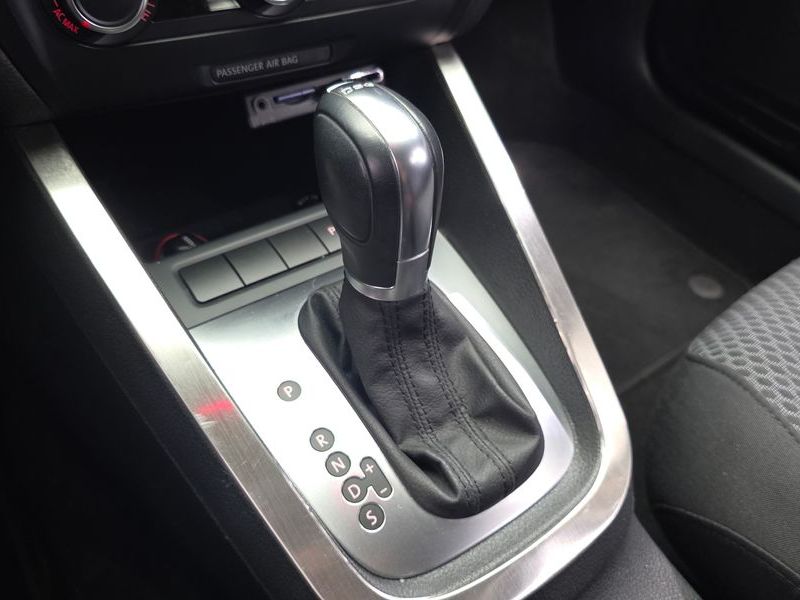 2012 Volkswagen Jetta 1.6 TDI Blue Motion 6th photo 9