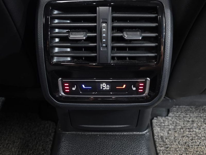 2022 Volkswagen Arteon 2.0 TDI Prestige photo 17