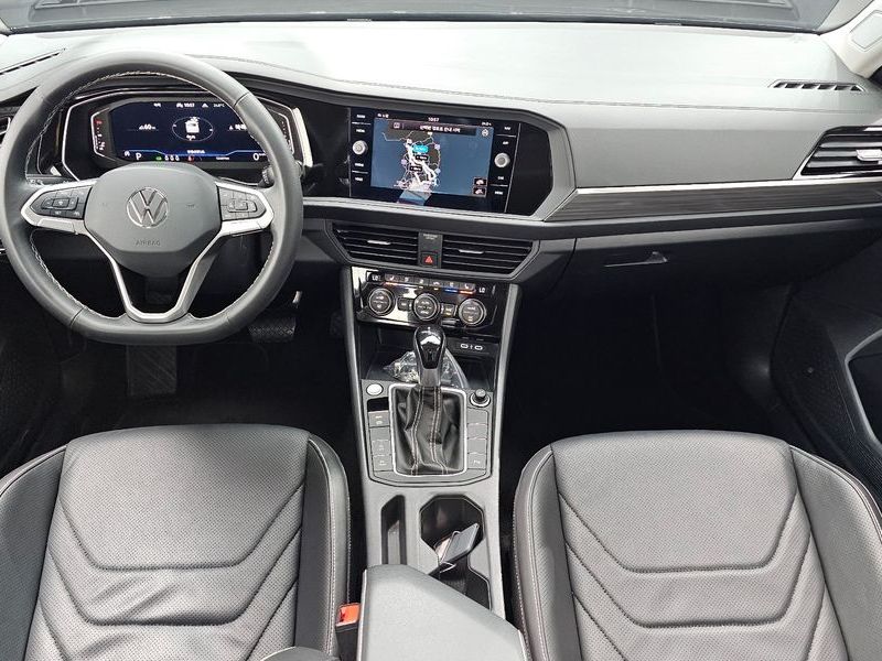 2024 Volkswagen Jetta 1.5 TSI Prestige photo 7