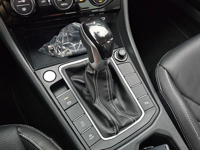 2024 Volkswagen Jetta 1.5 TSI Prestige photo 9