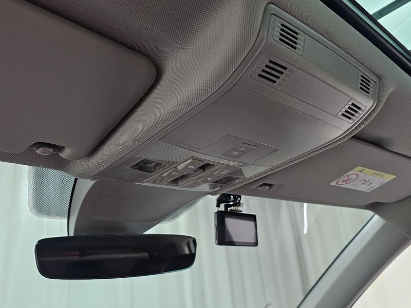 2023 Volkswagen Tiguan 2.0 TSI Prestige photo 20