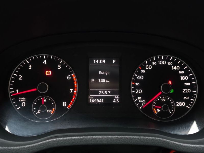2015 Volkswagen Passat 1.8 TSI B7 photo 8